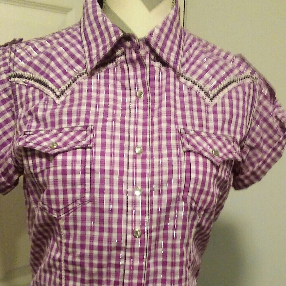 Pink and white plaid snap button Med Ladies shirt
